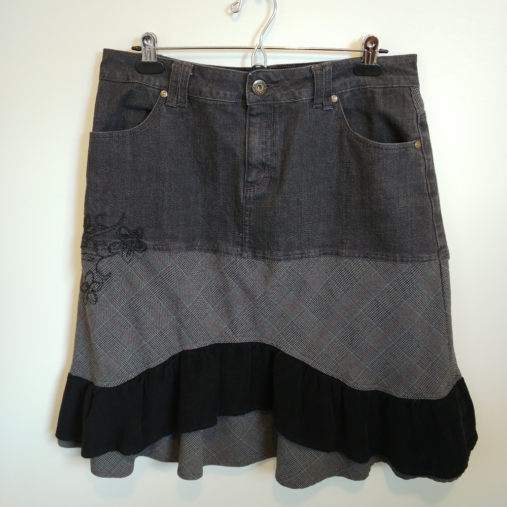 Point Zero Mixed Fabric Jean Skirt, Black/Gray